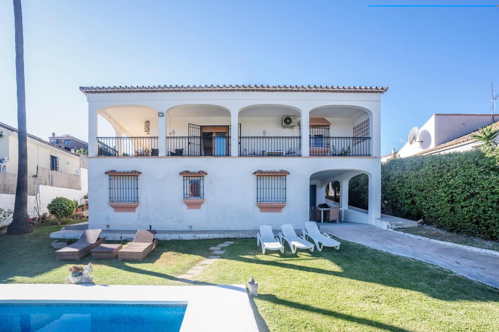 Beautiful 5 Bedroom Villa, Sea Views, Private Pool, Estepona Newly Refurbished Extérieur photo